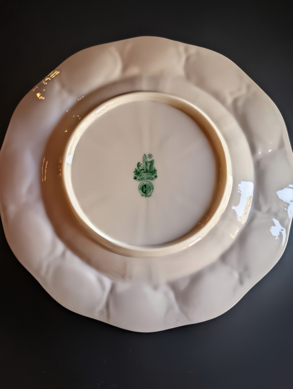 BELLEEK New Shell/Yellow Bread & Butter Scalloped Edge Plate - EVC - Picture 2 of 5